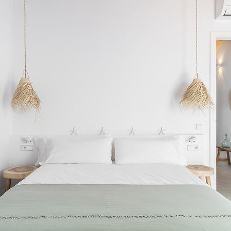 S'Enclova Petit Hotel Ciutadella  Bagian luar foto