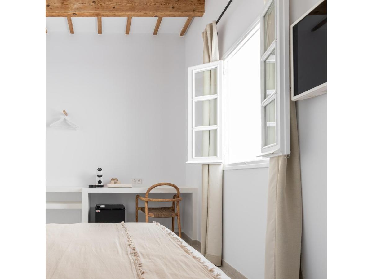 S'Enclova Petit Hotel Ciutadella  Bagian luar foto